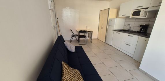 Location Appartement 1 pièce 18m² RONCHIN 59790 - Photo 2