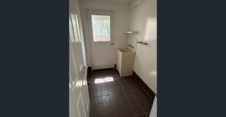 Coastal Family Living with Ocean Views - Photo 4