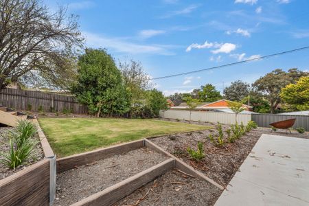 Modern Ground Floor Apartment - Photo 4