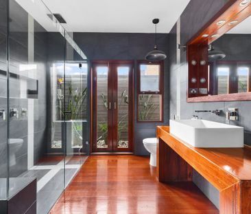 Extraordinary Family Living with Space, Comfort & Energy Efficiency - Photo 4