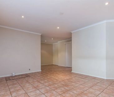 10/2 Lakeside Terrace, Mount Pleasant. - Photo 6