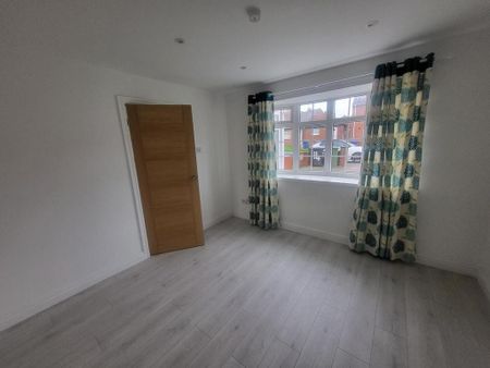 2 bedroom terraced house to rent - Photo 3