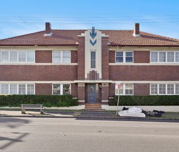 Stunning Ground Floor Art Deco Unit - Photo 5