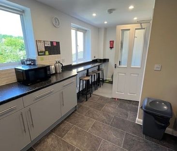 5 Bed Semi-Detached House, Alderman Close, NG9 - Photo 5