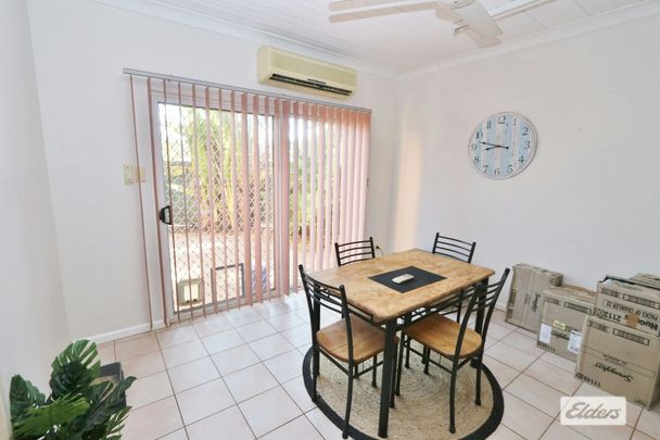 Close to Town - 2 Bedroom Unit with Communal Pool - Photo 1