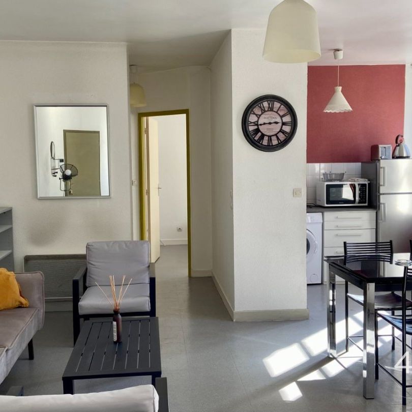 2 pièces meublé A LOUER - Photo 1