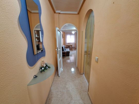 Ref.7455 One Bedroom Apartment in Torrevieja near the Park of Nations - Photo 1