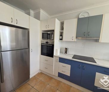 Beachside Apartment with Ocean Views â Book Your Inspection Today - Photo 5