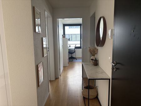 Möblierte 3.5-Zimmer-Wohnung an Toplage wenige Gehminuten vom Vierwaldstättersee - Foto 3