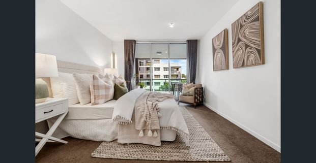 Brand New Carpet & Freshly Painted - Photo 1