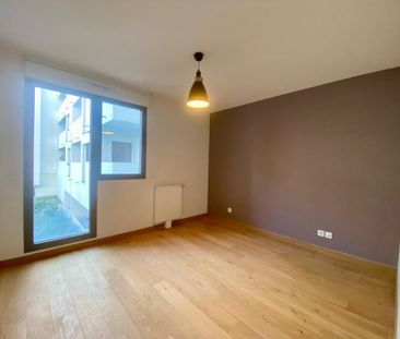 Location Appartement 2 pièces 42m² BORDEAUX 33100 - Photo 3