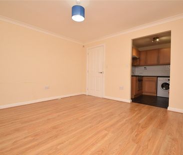 2, The Grange, 211 Stanningley Road, Armley, Leeds, LS12 3PL - Photo 1