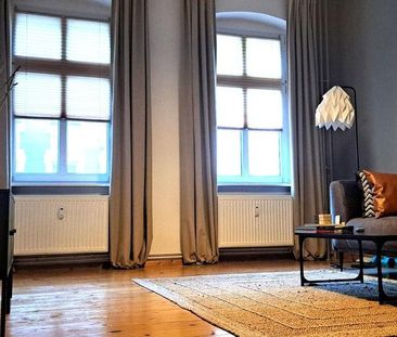 Stilvolle 2-Zimmer-Wohnung in der Altstadt – mit Möbelübernahme - Foto 1