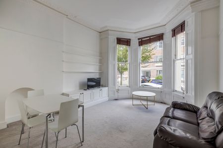 Campden Hill Gardens, Kensington, London, W8 - Photo 4