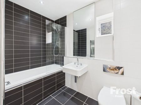 Century Studios, Station Road, Beaconsfield, Buckinghamshire,HP9 - Photo 3