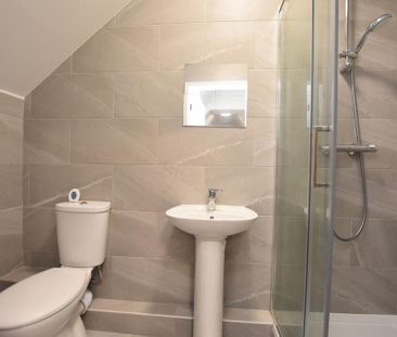 Studio to rent - Photo 6