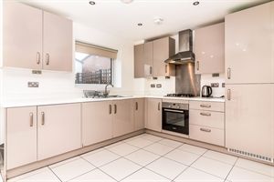 3 bedroom semi-detached to rent Myrtle Street, Beswick, Manchester, M11 - Photo 2