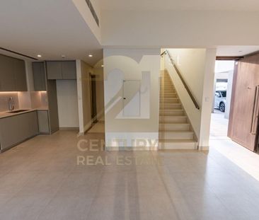 VACANT | UNFURNISHED | READY TO MOVE-IN - Photo 3