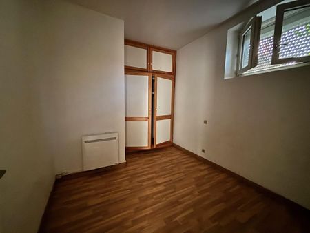 Location Appartement 40m² MONT DE MARSAN 40000 - Photo 3