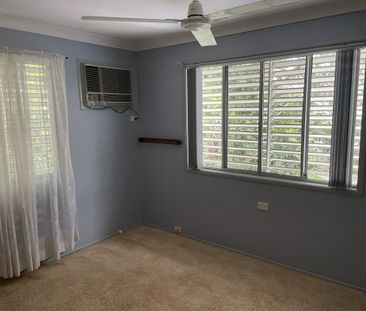 Large Family Home + Sought After Location! - Photo 5