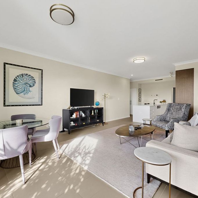 EXECUTIVE FULLY FURNISHED – DESIGNER INTERIORS - Photo 1