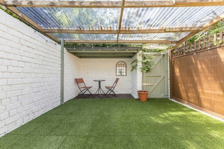 Gilmore Road, SE13, London - Photo 5