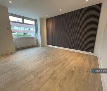 3 bedroom terraced house to rent - Photo 1