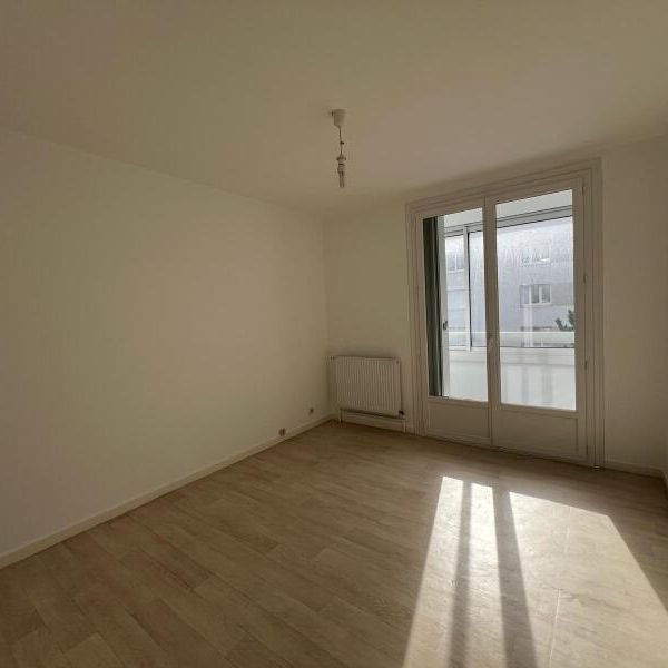 Location Appartement 3 pièces 60m² ST JEAN DE LA RUELLE 45140 - Photo 1