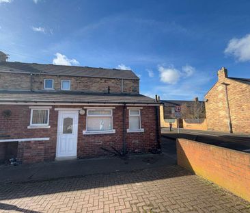 2 bed terraced house to rent in NE63 - Photo 3