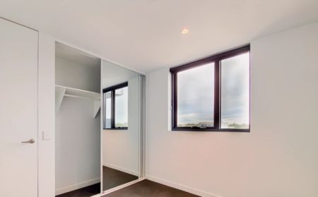 2 Bed 2 Bath - Photo 2