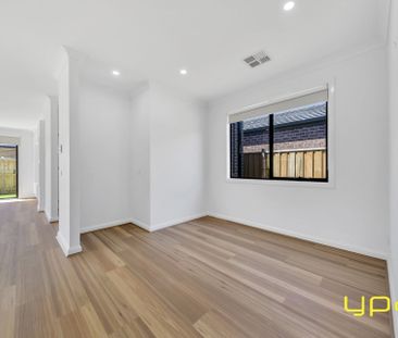 Brand-New, Custom-Built Luxury Living – 8 Daimen Street, Doreen - Photo 2