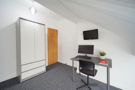 Burchett Place, - Photo 3