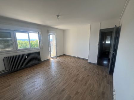 Location - Appartement T4 - 73 m² - Montbéliard - Photo 4