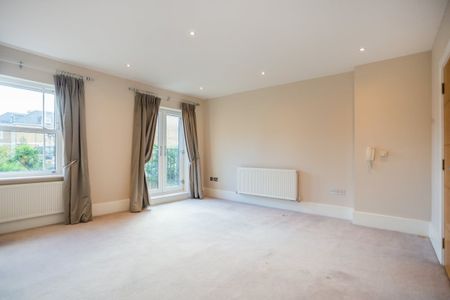 4 bedroom town house to rent - Photo 3