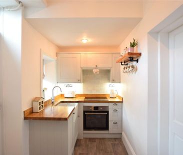 2 bedroom terraced house to rent - Photo 6