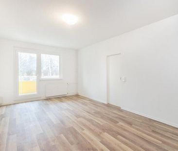 3-Raum-Wohnung mit Dusche, Aufzug und Balkon - Photo 1