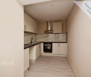 1 bedroom in a flat share to rent - Photo 3