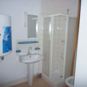 Location Appartement 1 pièce 23m² - Photo 2