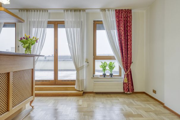 Na wynajem 133 m2 w Śródmieściu! - Photo 1