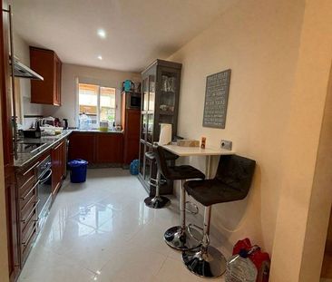 Luxury Apartment for rent in Nueva Andalucia, Spain - Photo 2