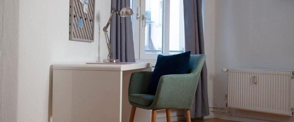 Moderne, voll möblierte Zwei-Raum-Wohnung in Prenzlauer Berg, Berlin - Photo 1