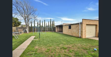 Freshly Renovated Home Close to Schools, Hospital and CBD - Photo 3