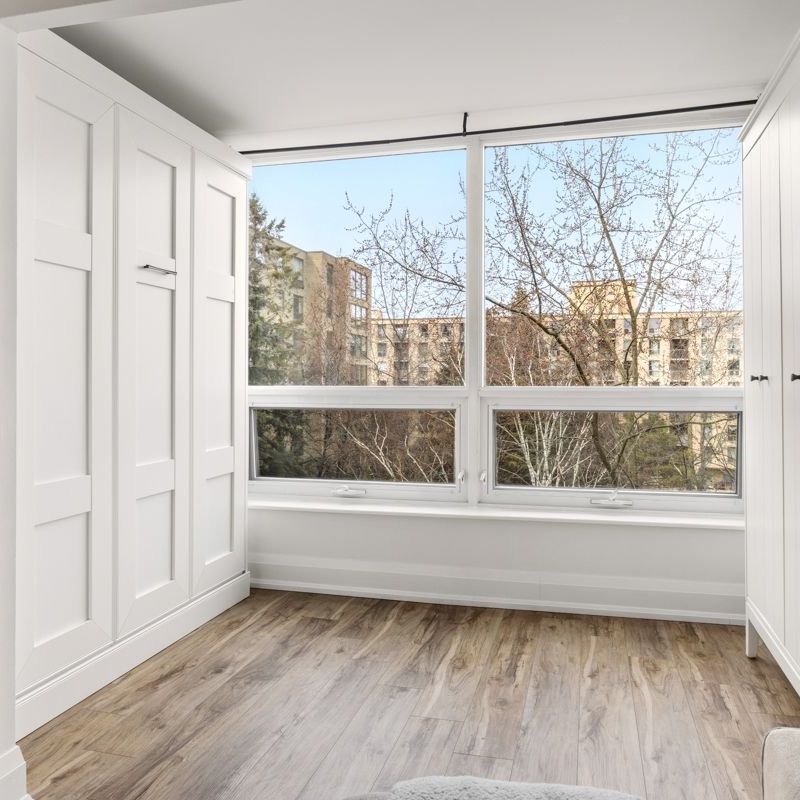 For Lease - 326 Major Mackenzie Drive Unit# 511, Richmond Hill, Ontario - Photo 1