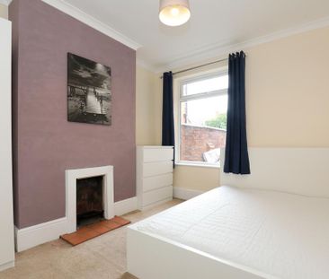 4 bedroom terraced house to rent - Photo 4