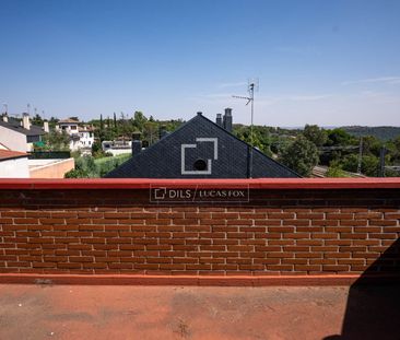 Excellent 4 Bedroom house / villa for rent in Torrelodones, Madrid - Photo 6