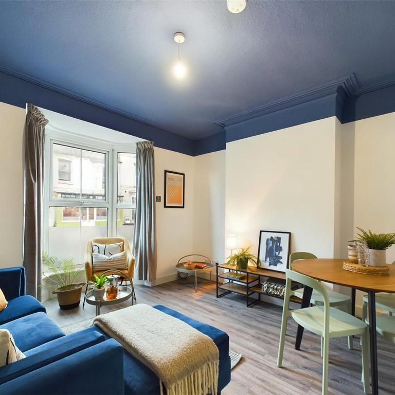 1 bedroom in a house share to rent - Photo 1