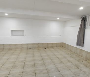 Property Management13A Aralia Road, Sunnynook - House for Rent - Photo 1