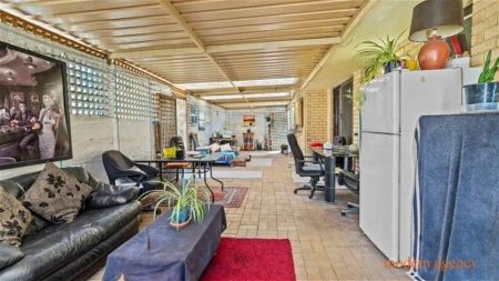 29 Palermo Court, Merriwa WA 6030 - Photo 4