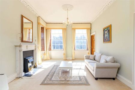 Elegant corner Georgian residence in the heart of Edinburgh’s New Town - Photo 2