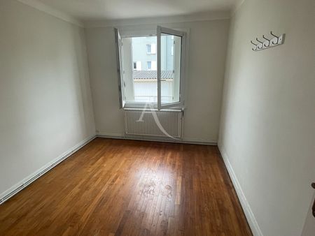 Location Appartement 3 pièces 68m² - Photo 5